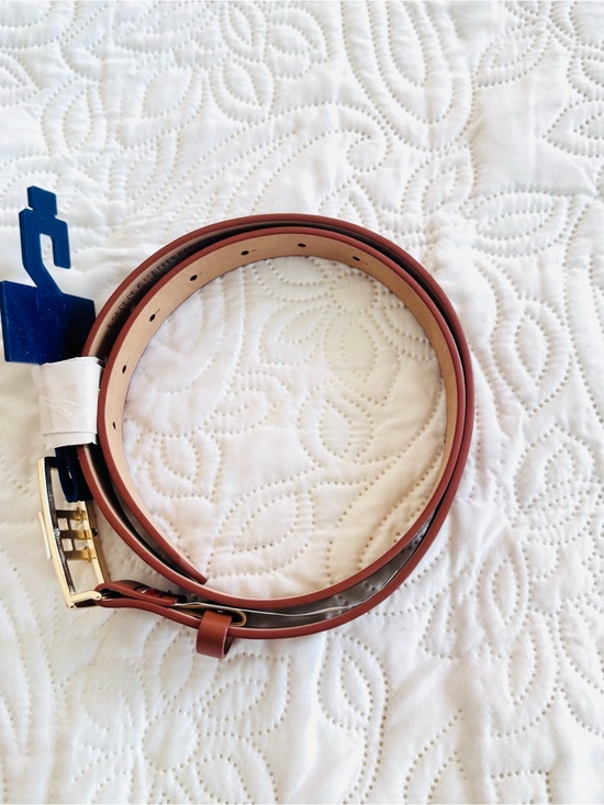Tommy Hilfiger Brown women’s Belt with Gold TH Buckle. Size M main image 4